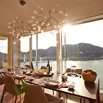 Apartment Executive Penthouse Sleeps 5 By Italian *