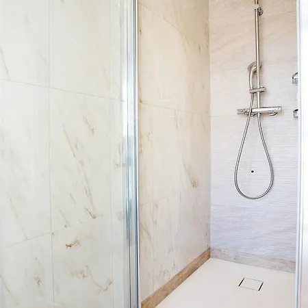 Διαμέρισμα Executive Penthouse Sleeps 5 By Italian Όπως