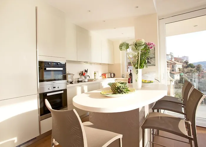 Executive Penthouse Sleeps 5 By Italian * Όπως