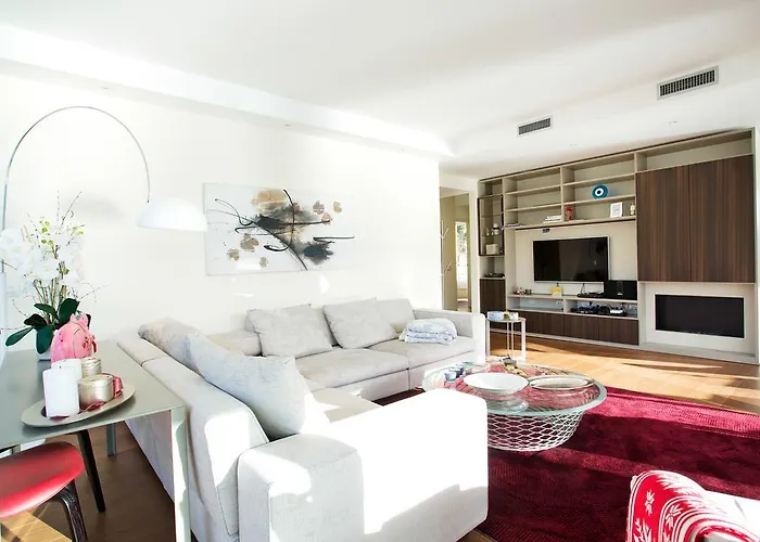 Executive Penthouse Sleeps 5 By Italian * Όπως