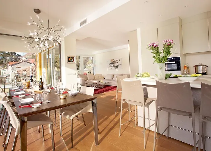 Executive Penthouse Sleeps 5 By Italian * Όπως
