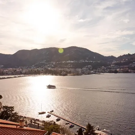 Executive Penthouse Sleeps 5 By Italian Côme
