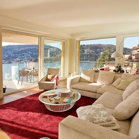 Executive Penthouse Sleeps 5 By Italian Appartamento *