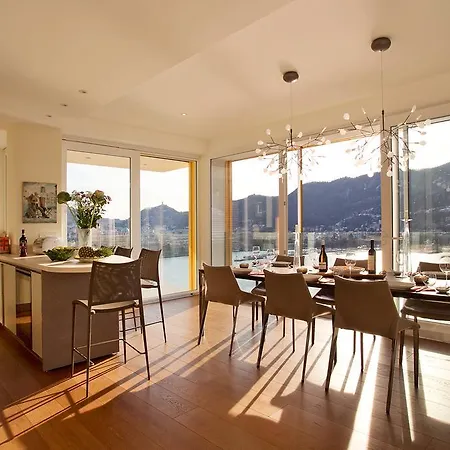 Executive Penthouse Sleeps 5 By Italian Daire *