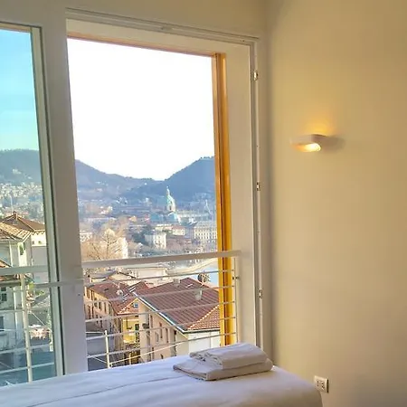 Executive Penthouse Sleeps 5 By Italian Daire *