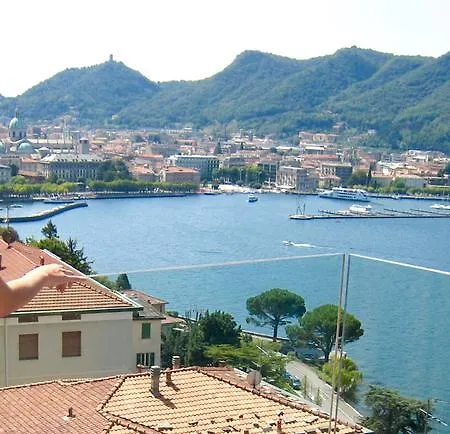 Executive Penthouse Sleeps 5 By Italian Daire Como